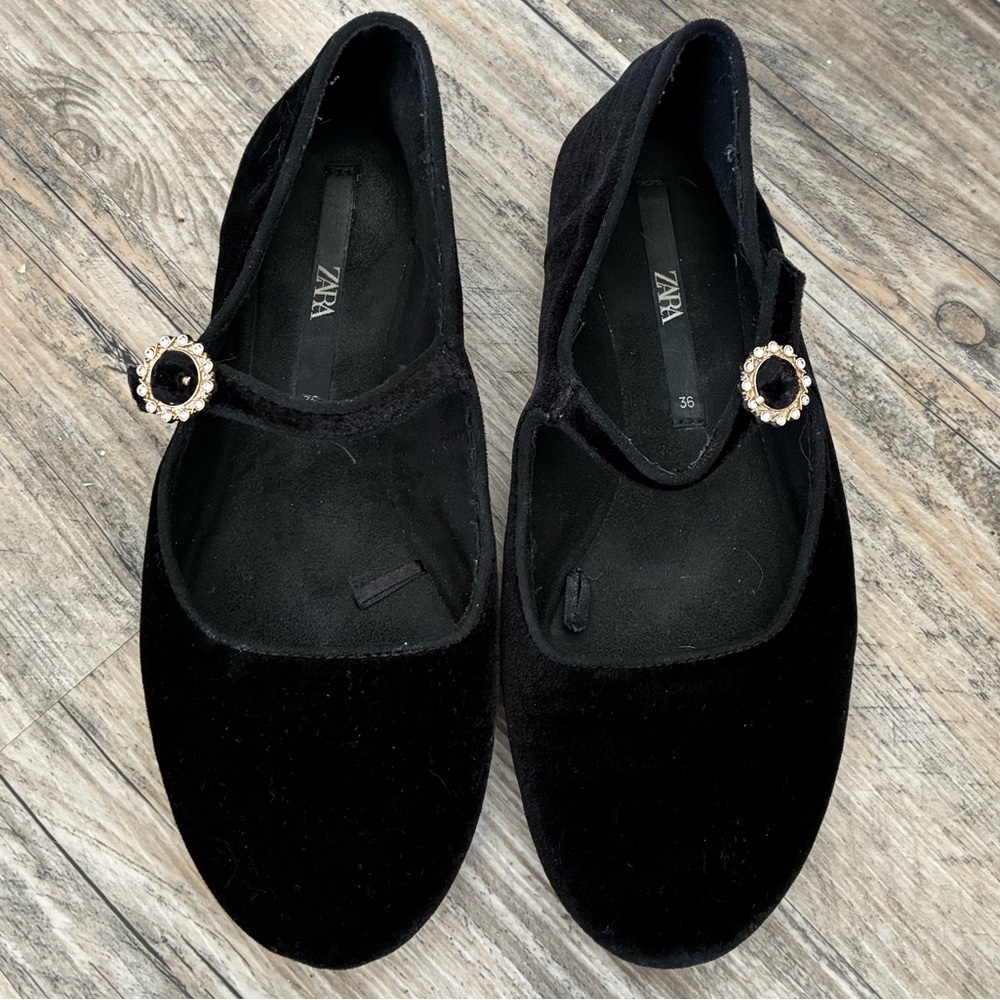ZARA Black Velvet Mary Jane Flats Gold Jewel Buckle EU 36